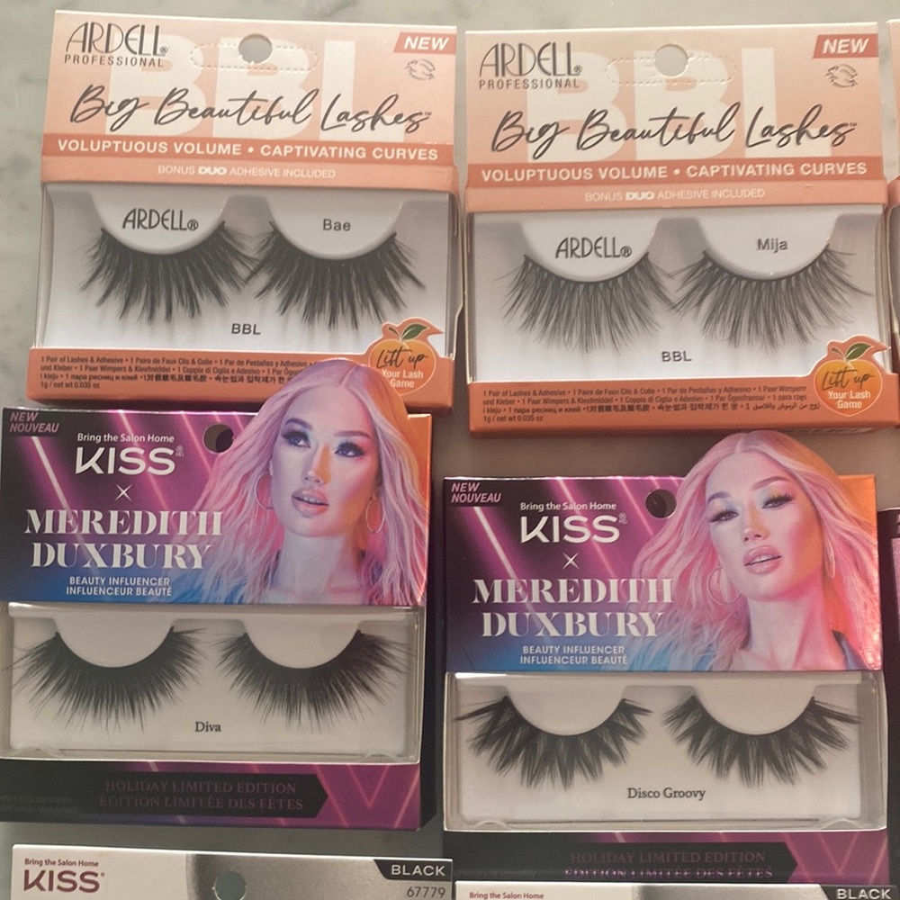 Brand new lashes all different kinds. Bundles package available